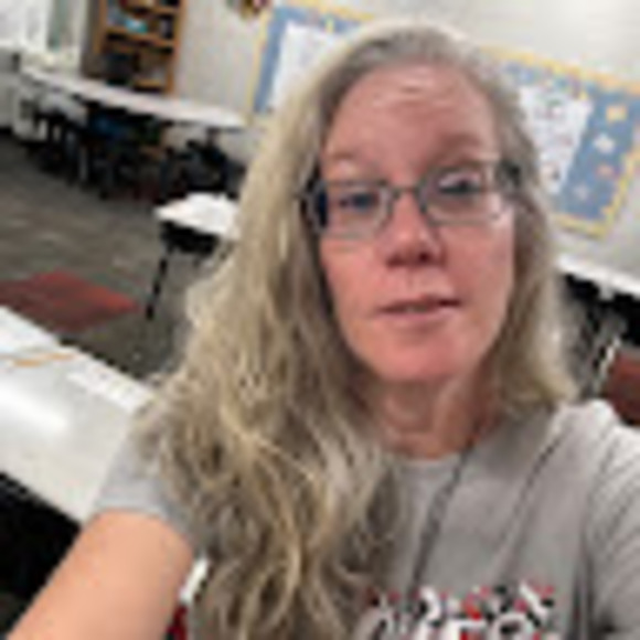 amber_deloach
